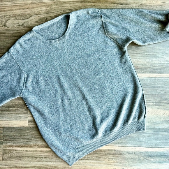 Heather Gray Crewneck Sweater Merino/Cashmere - No size or Material tag - Size M - Picture 6 of 10